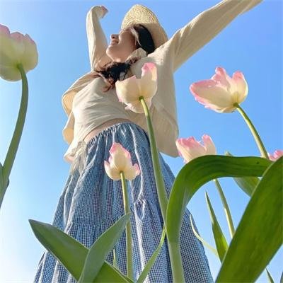 闪婚后，大叔每天狂宠我